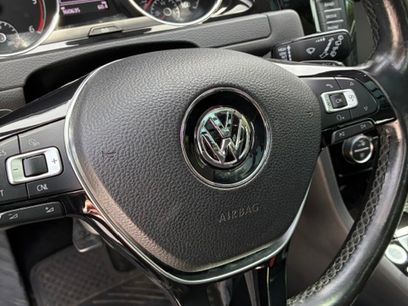 Used 2015 Volkswagen Golf TDI SEL w/ Lighting Package (SEL)