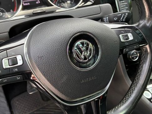 Used 2015 Volkswagen Golf TDI SEL w/ Lighting Package (SEL) FWD image 2