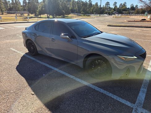 Used 2022 Lexus IS 500 image 12