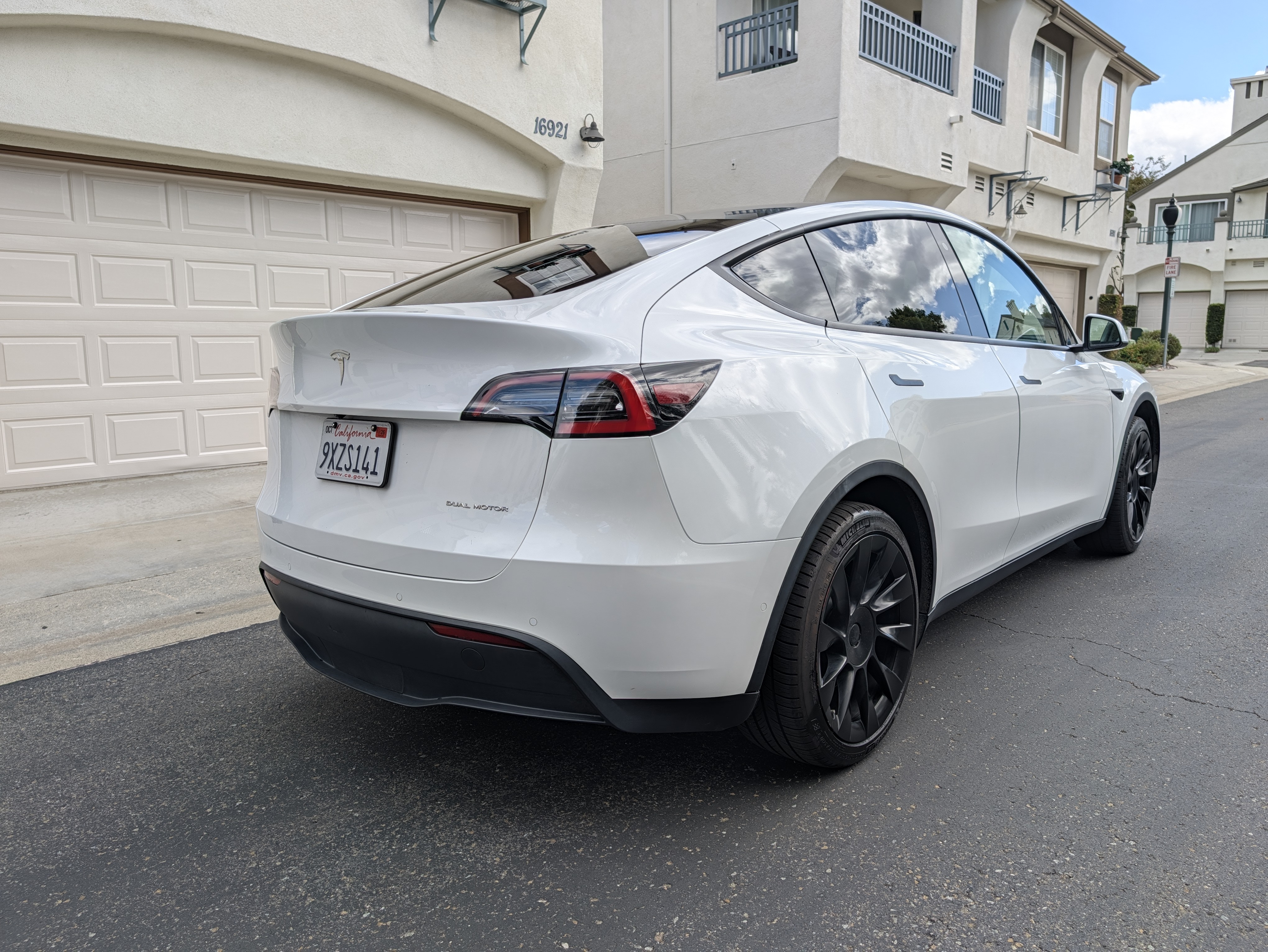 Used 2020 Tesla Model Y Long Range AWD/4WD image 5