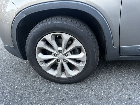 Used 2015 Kia Sorento EX image 15