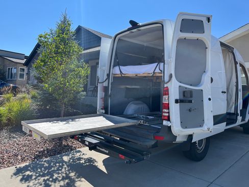 Used 2017 Mercedes-Benz Sprinter 2500 image 6