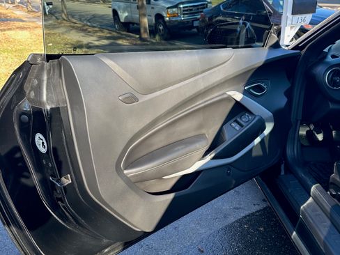 Used 2019 Chevrolet Camaro SS image 18