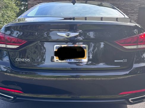 Used 2016 Hyundai Genesis 3.8 w/ Option Group 04 AWD/4WD image 6