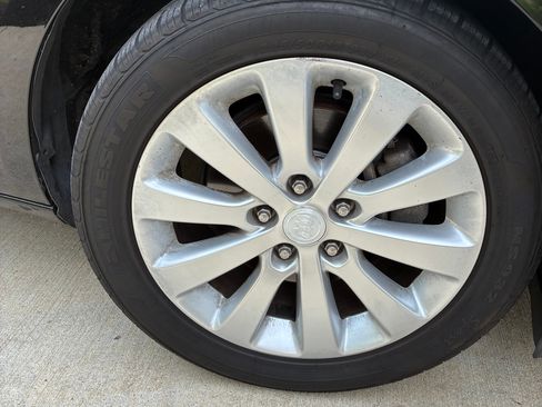 Used 2016 Buick Verano w/ Appearance Package FWD image 29