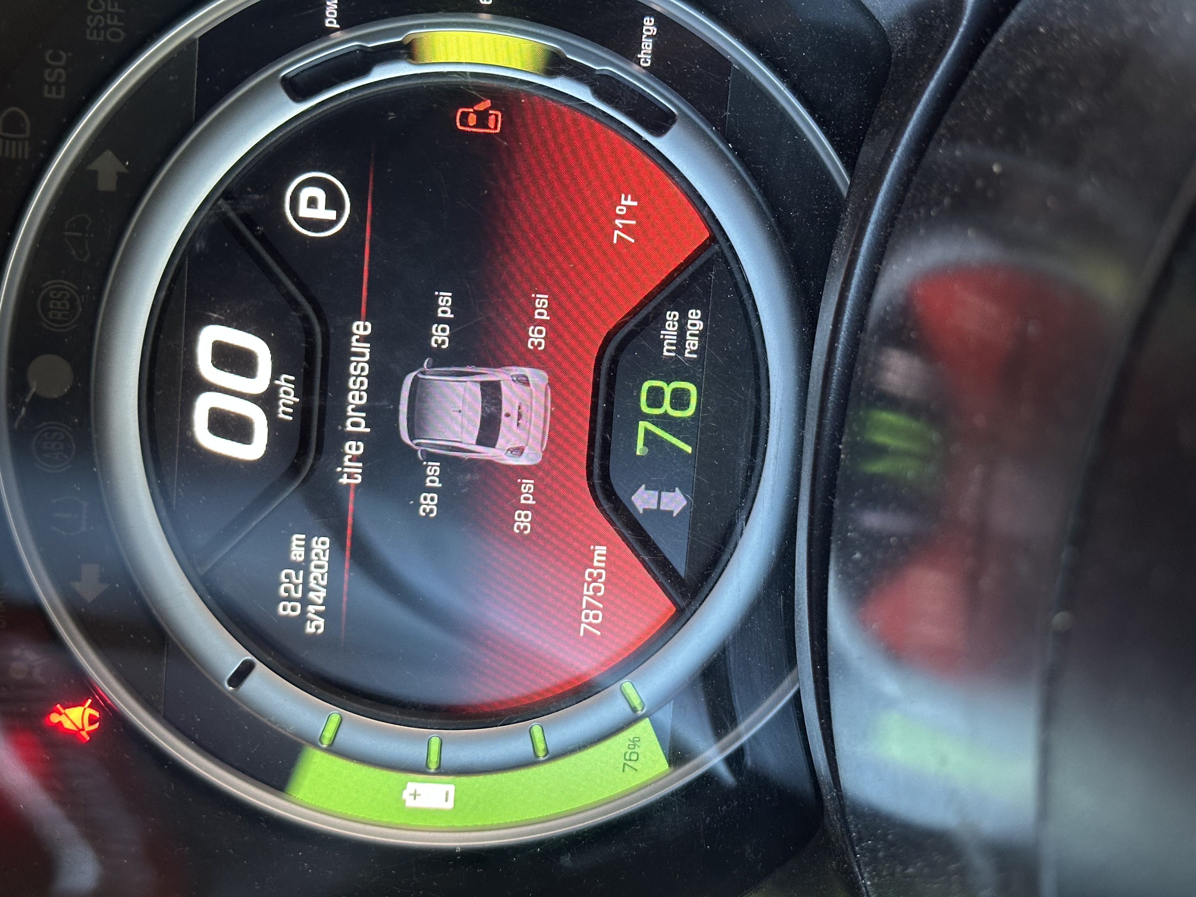 Used 2014 FIAT 500 e w/ Esport Package FWD image 4