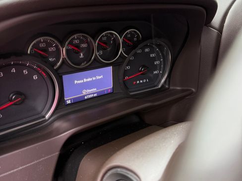 Used 2019 Chevrolet Silverado 1500 LTZ w/ LTZ Plus Package image 4