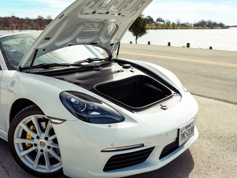 Used 2019 Porsche 718 Boxster image 16