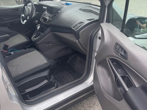 Used 2023 Ford Transit Connect XL FWD image 15