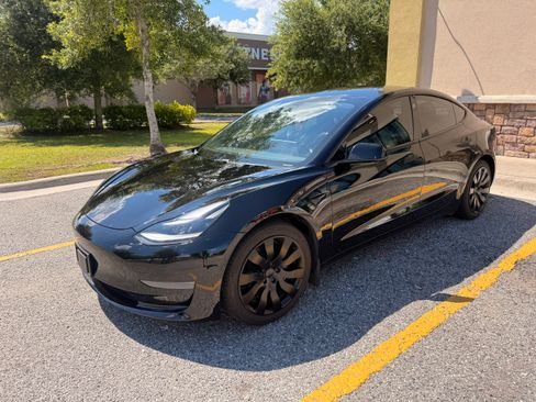 Used 2021 Tesla Model 3 Standard Range Plus RWD image 9