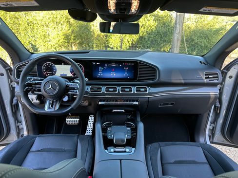 Used 2024 Mercedes-Benz GLE 53 AMG 4MATIC Coupe image 6