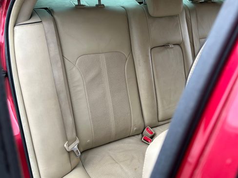 Used 2012 Lincoln MKZ FWD image 24