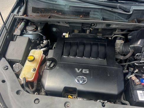 Used 2010 Toyota RAV4 Limited image 14