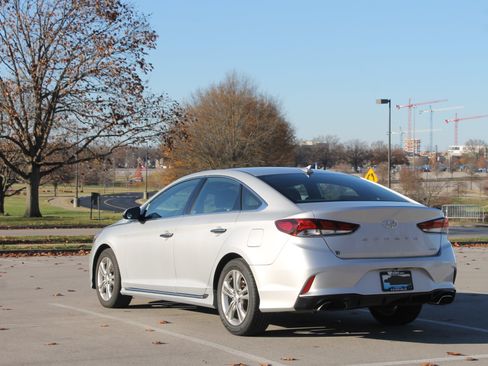 Used 2018 Hyundai Sonata Sport w/ Cargo Package image 6