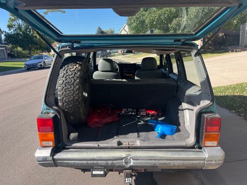 Used 1995 Jeep Cherokee Country image 11