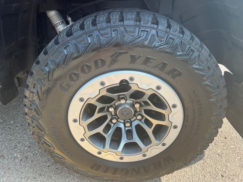 Used 2021 RAM 1500 TRX w/ TRX Level 1 Equipment Group AWD/4WD image 4