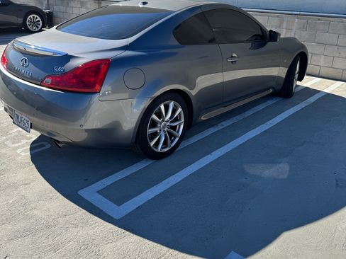 Used 2015 INFINITI Q60 Journey w/ Premium Package image 2