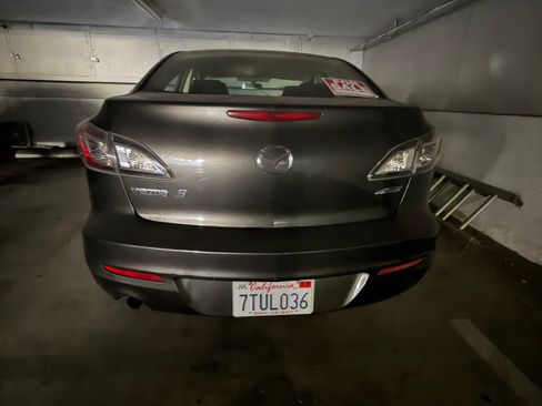 Used 2012 MAZDA MAZDA3 i Touring image 3