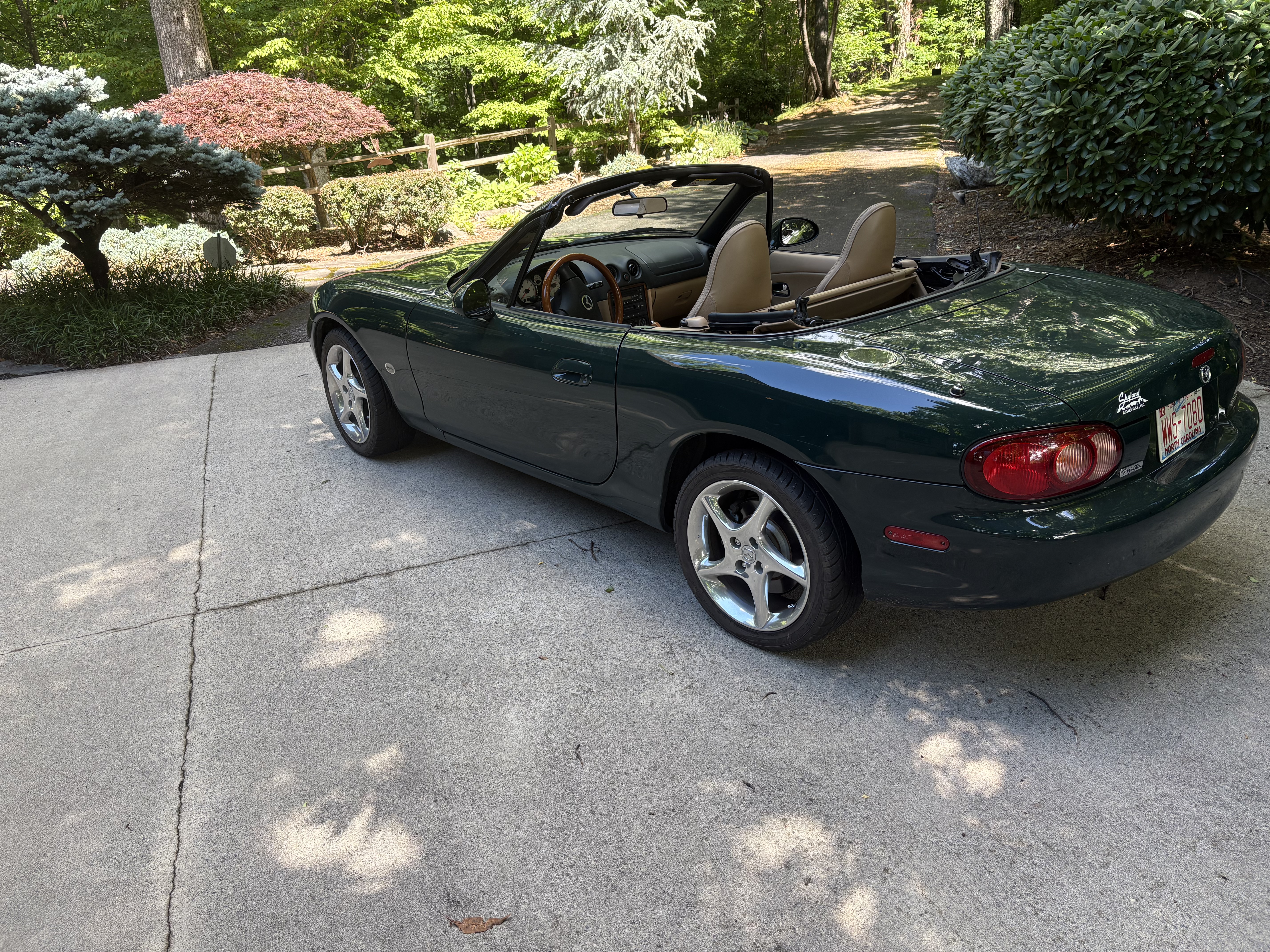 Used 2001 MAZDA MX-5 Miata RWD image 6