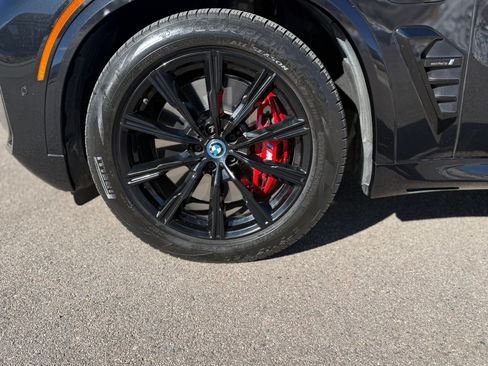 Used 2024 BMW X5 xDrive50e w/ M Sport Package image 17