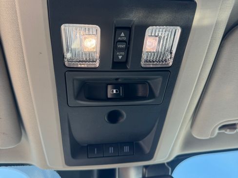 Used 2017 RAM 1500 Laramie w/ Convenience Group image 19