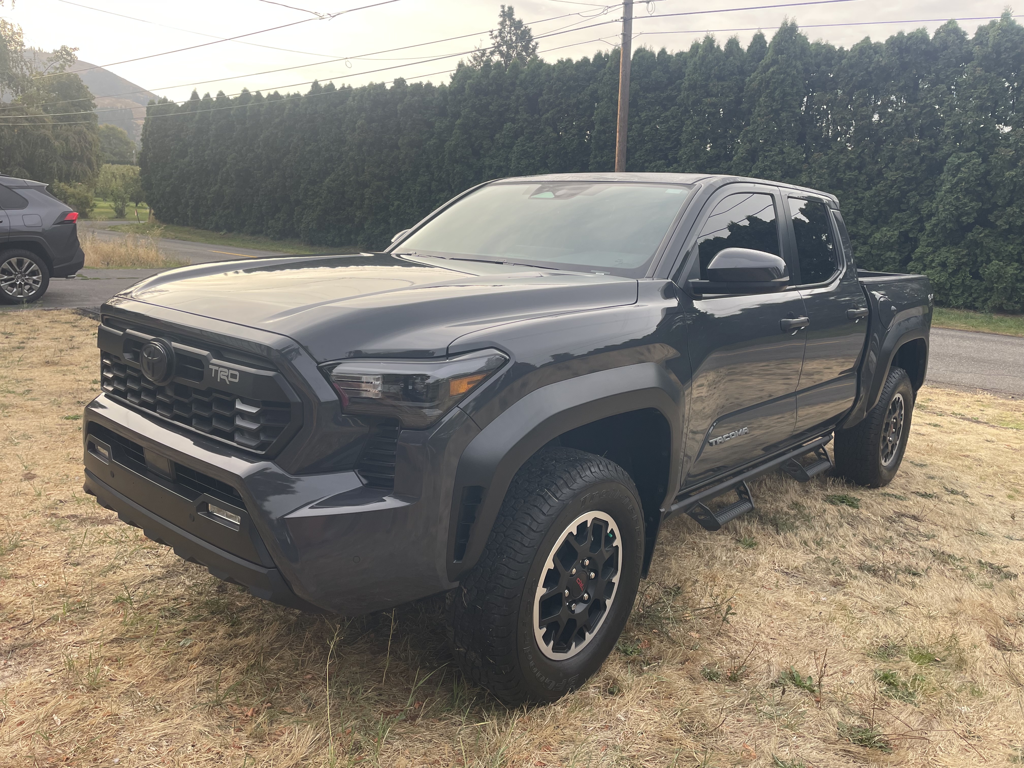 Used 2024 Toyota Tacoma TRD Off-Road w/ TRD Off Road Upgrade Package AWD/4WD image 2