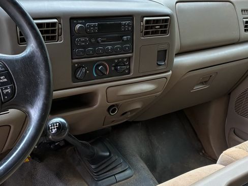 Used 2002 Ford F350 4x4 Crew Cab DRW Super Duty image 9
