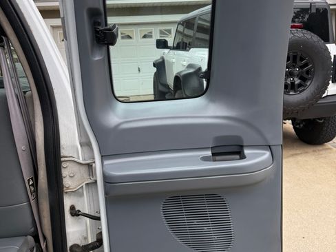 Used 2000 Ford F250 Short Bed image 13