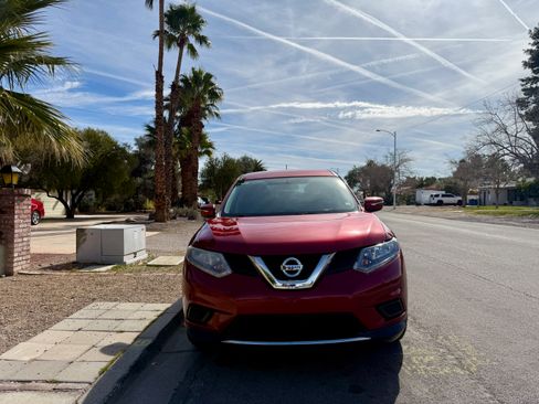 Used 2015 Nissan Rogue S image 9