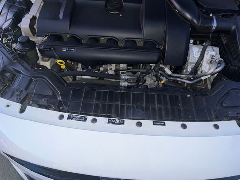 Used 2016 Volvo V60 T6 Polestar image 16