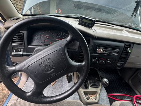 Used 2004 Dodge Dakota 2WD Regular Cab image 10