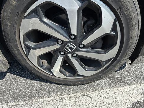 Used 2016 Honda Accord EX image 8