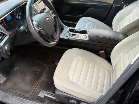Used 2018 Ford Fusion S FWD image 10