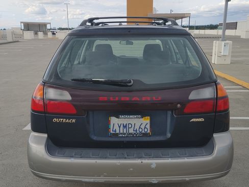 Used 2002 Subaru Outback Wagon AWD/4WD image 5