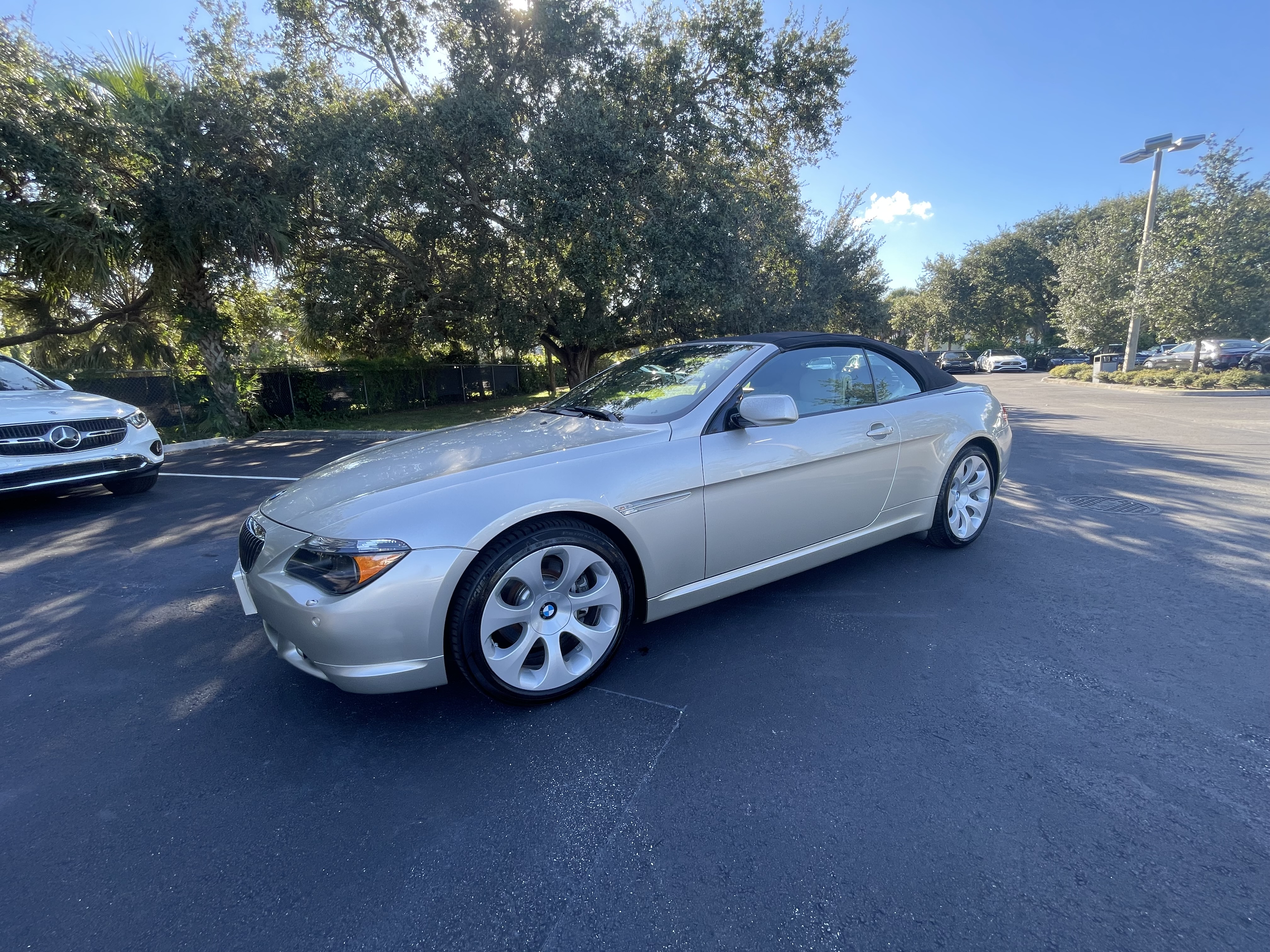 Used 2007 BMW 650i Convertible RWD image 13