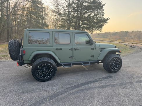 Used 2022 Jeep Wrangler Unlimited Sport image 6