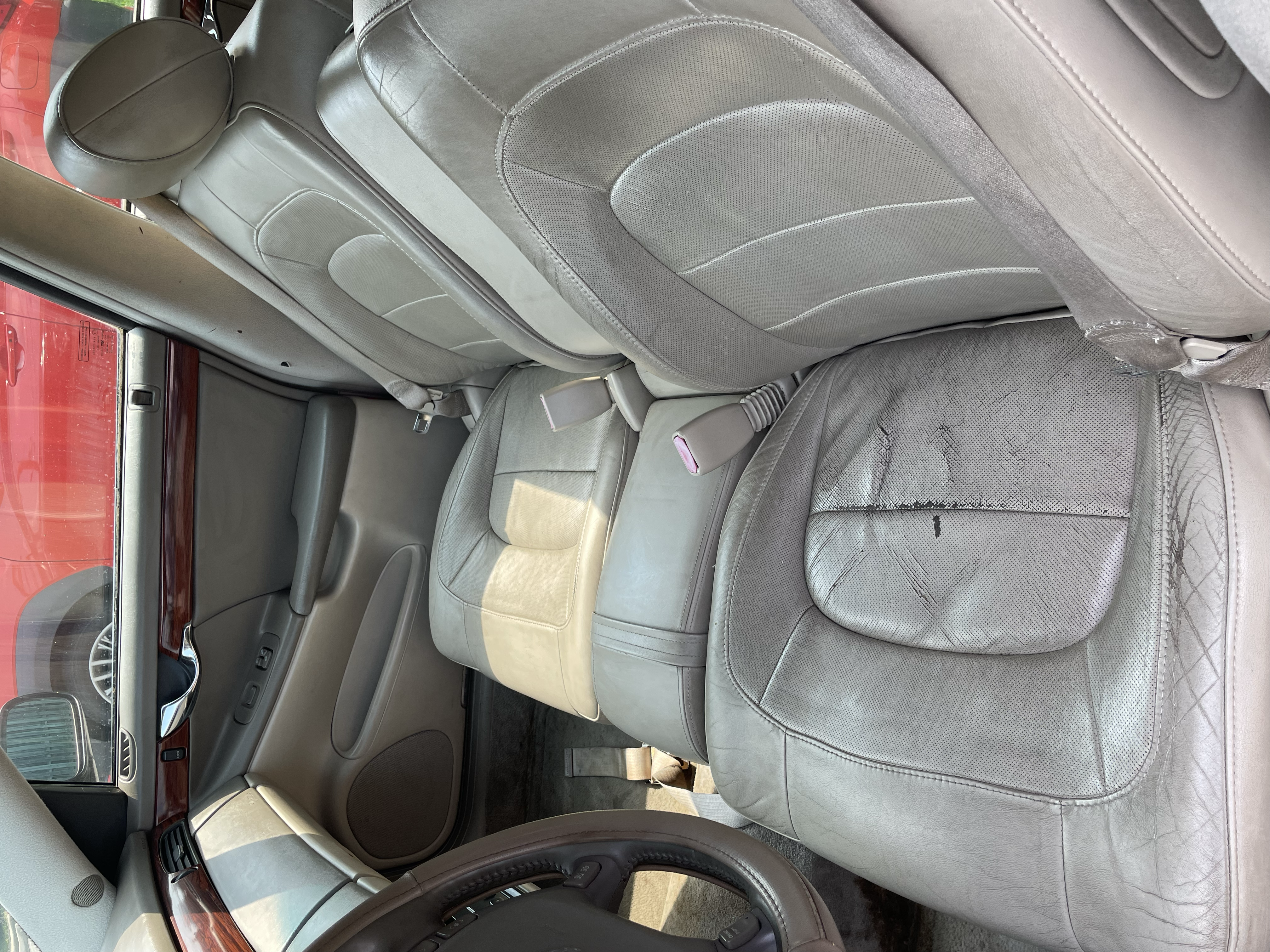 Used 2004 Cadillac De Ville w/ Equipment Group FWD image 6