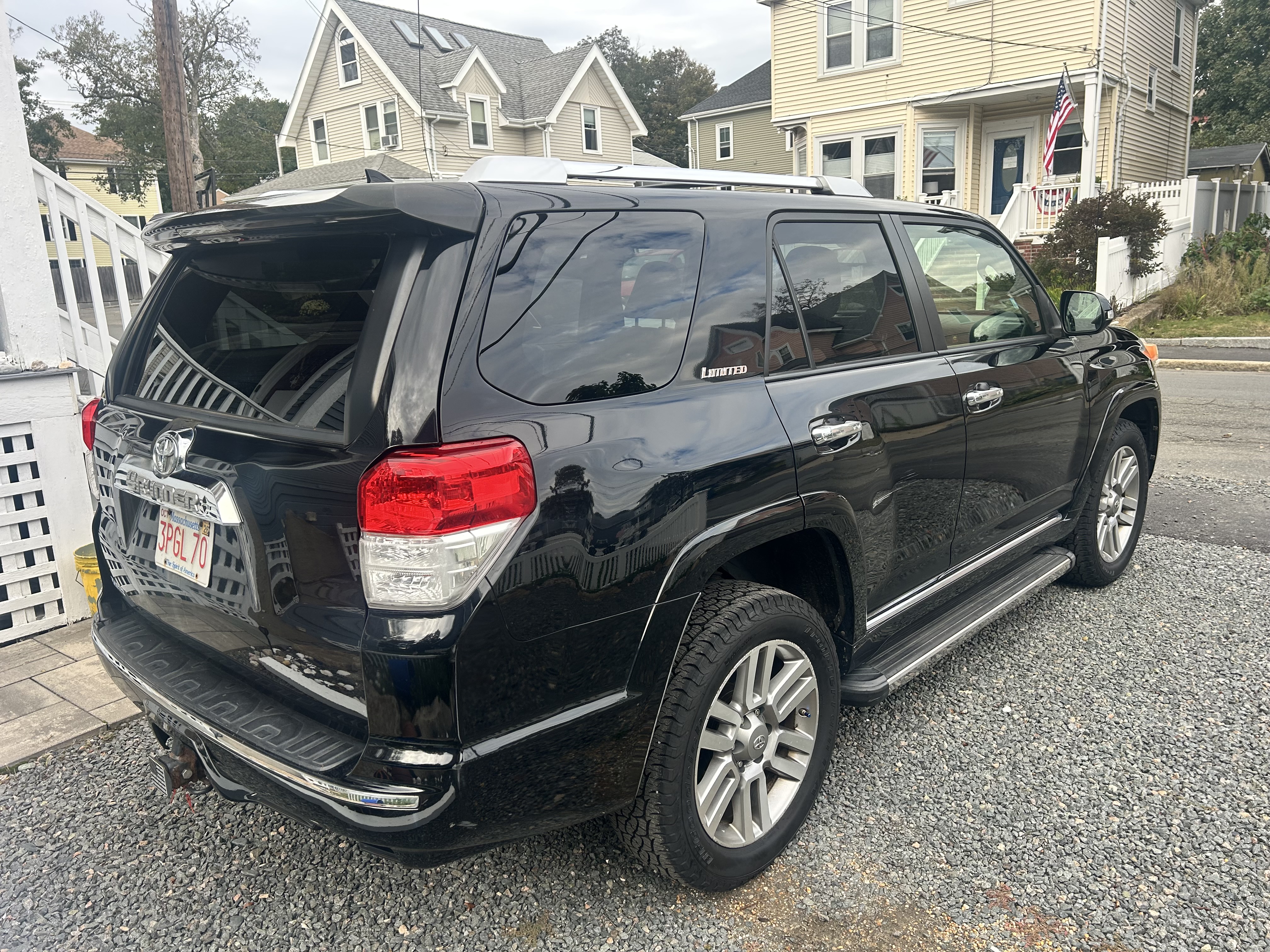 Used 2012 Toyota 4Runner Limited AWD/4WD image 9