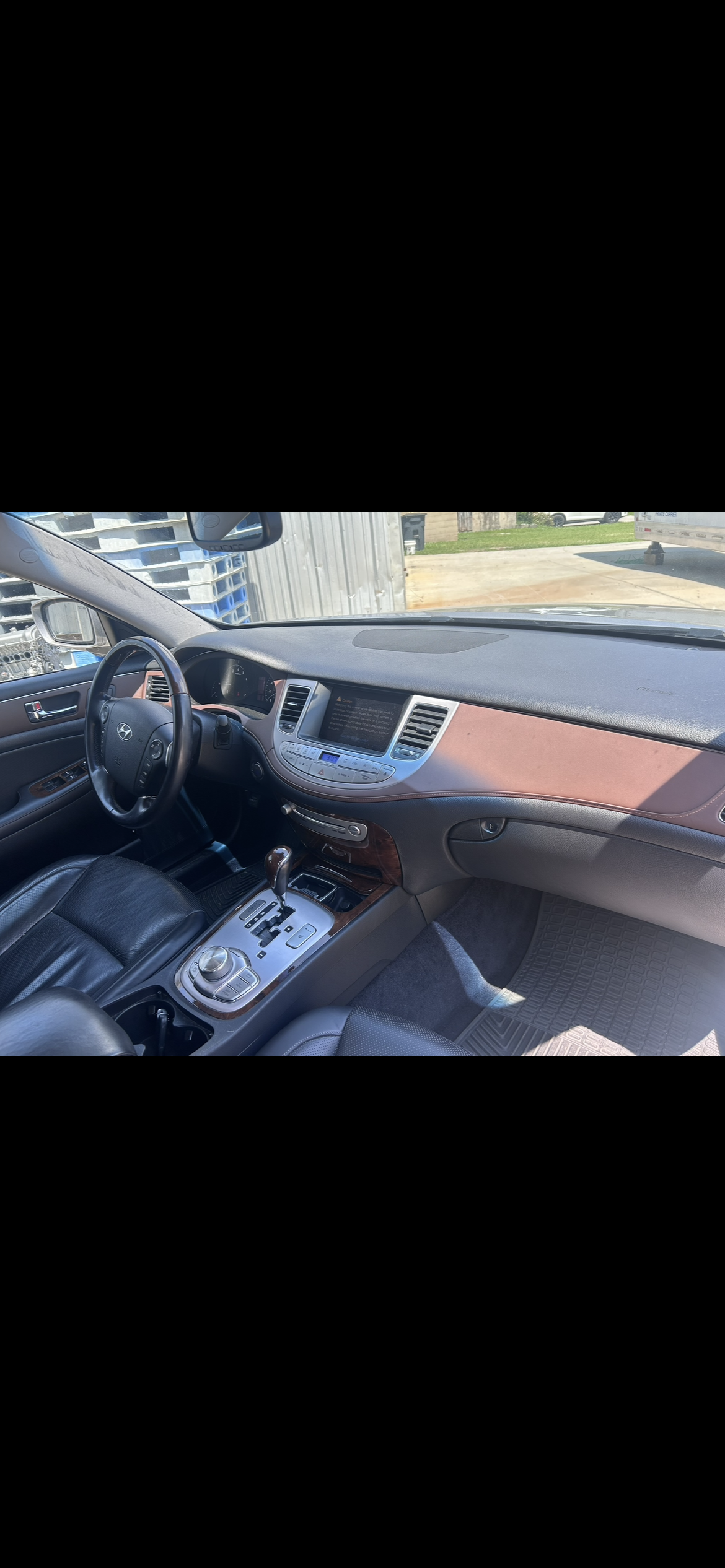 Used 2009 Hyundai Genesis 4.6 w/ Technology Pkg 5 RWD image 13