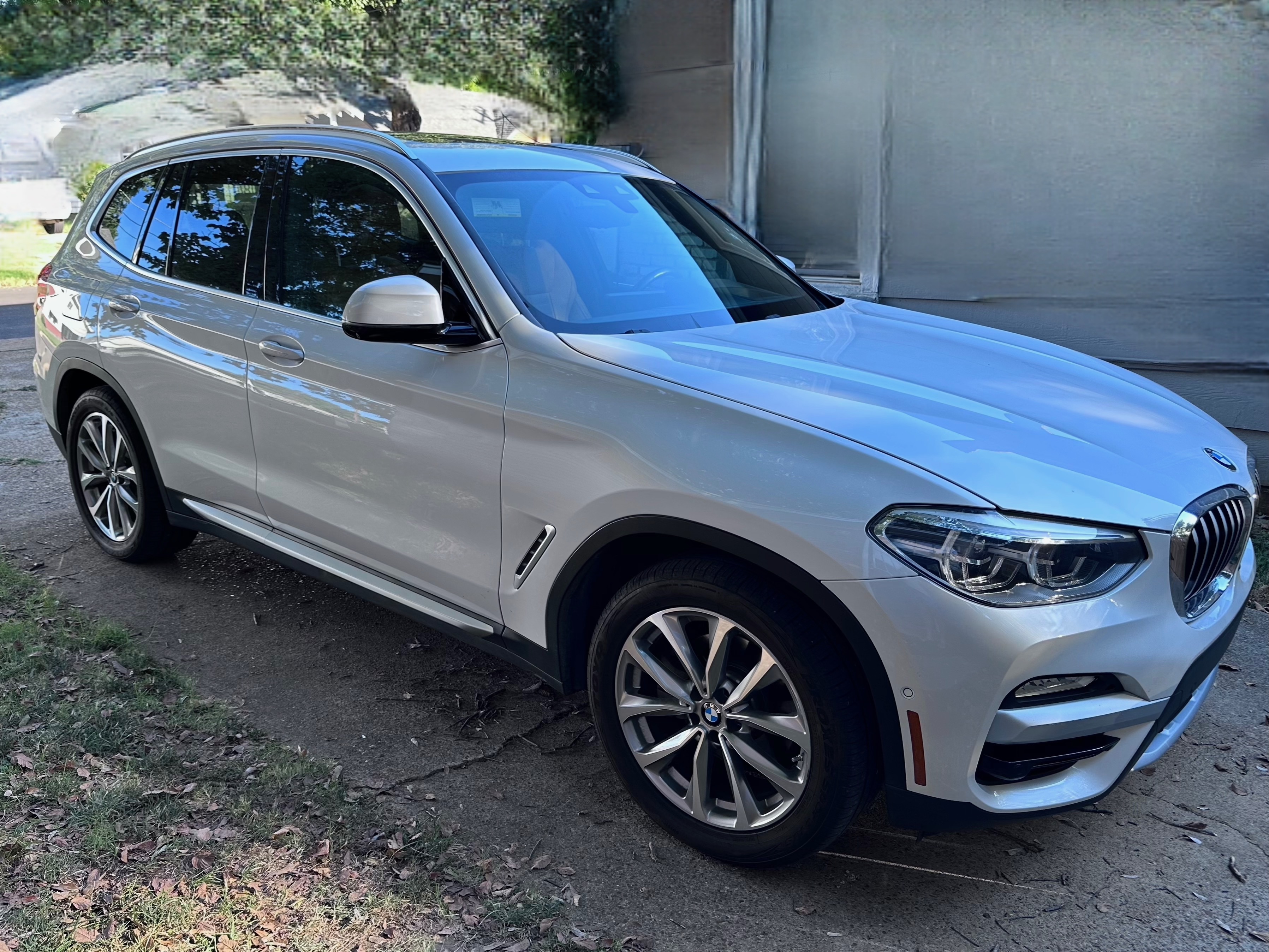Used 2019 BMW X3 xDrive30i w/ Executive Package AWD/4WD image 6