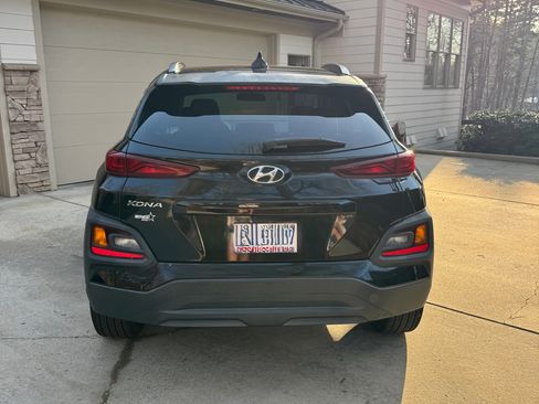 Used 2018 Hyundai Kona SEL image 16