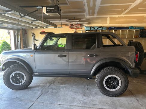Used 2023 Ford Bronco Badlands w/ Sasquatch Package AWD/4WD image 26