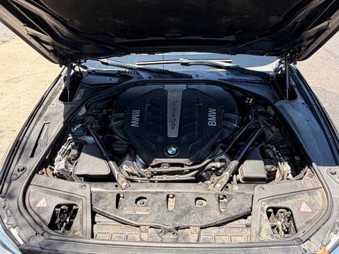 Used 2015 BMW 550i Sedan RWD image 17