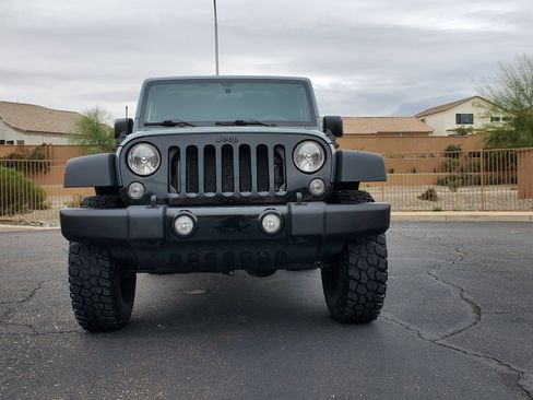 Used 2015 Jeep Wrangler Sport image 4