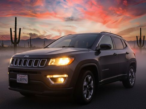Used 2019 Jeep Compass Limited image 4