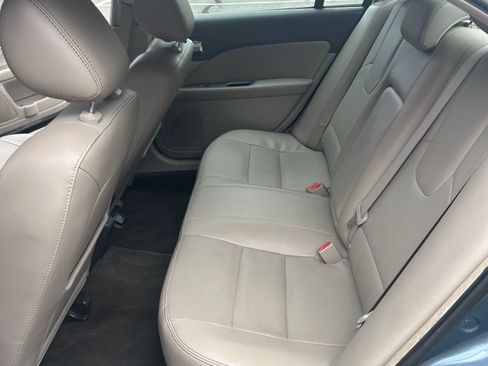 Used 2011 Ford Fusion Hybrid w/ 502A Rapid Spec Order Code FWD image 10