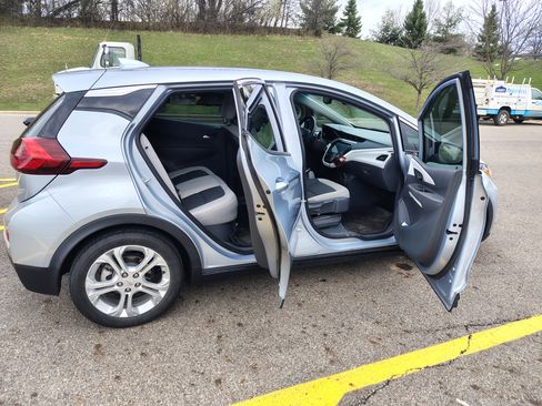 Used 2017 Chevrolet Bolt LT image 6
