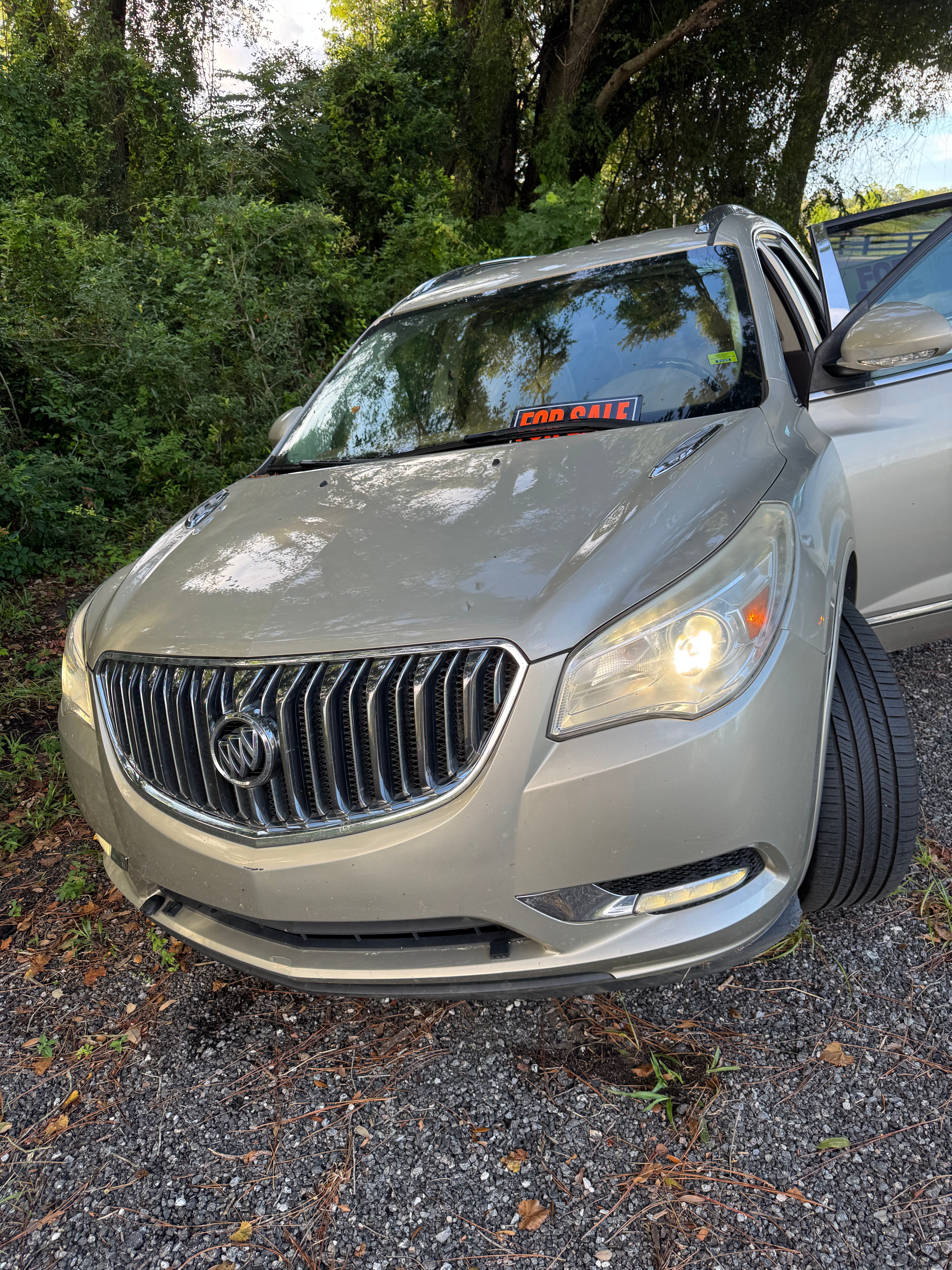 Used 2015 Buick Enclave Premium FWD image 1