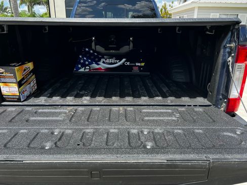 Used 2017 Ford F350 Lariat w/ Chrome Package image 10