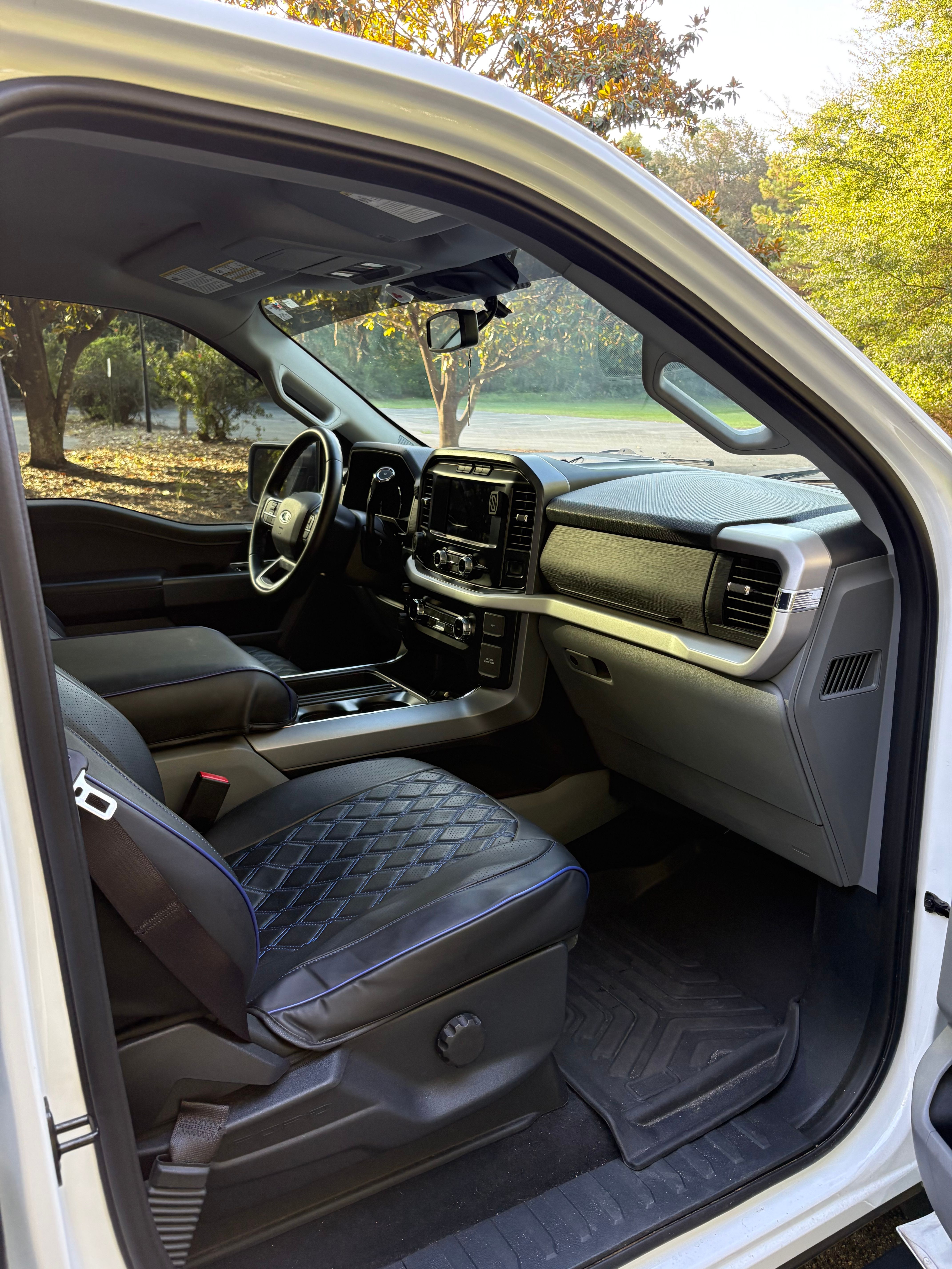 Used 2023 Ford F150 XLT w/ Equipment Group 301A Mid RWD image 14